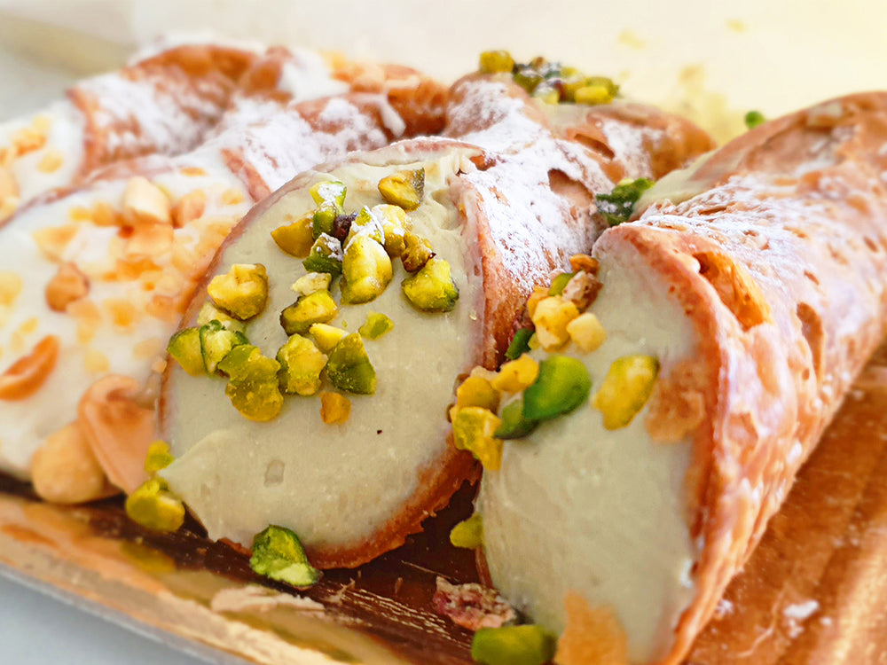 Pistachio Cream Cannoli